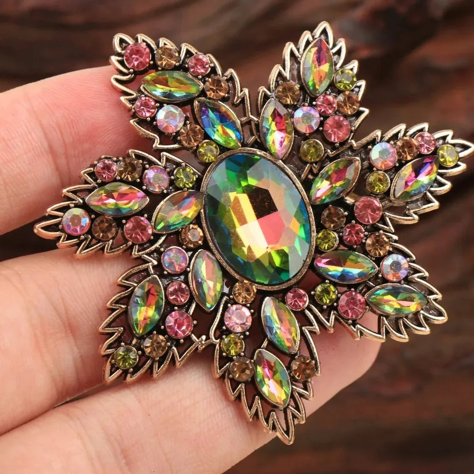 Vintage Floral Brooch Wedding Gift for Men & Women Elegant Accessory