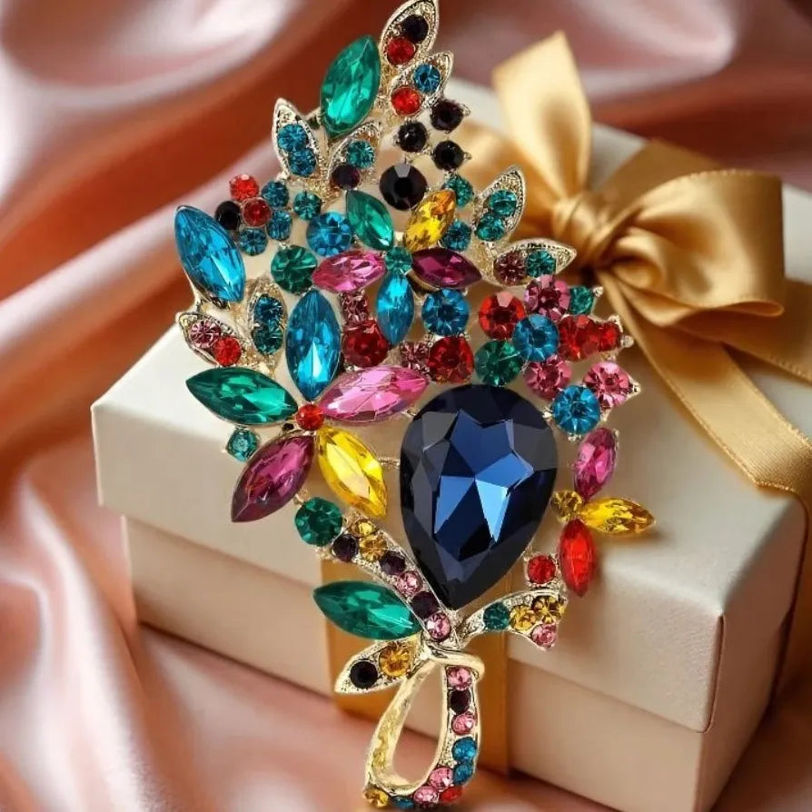 Luxury Floral Classic Brooch Wedding Gift for Men and Women