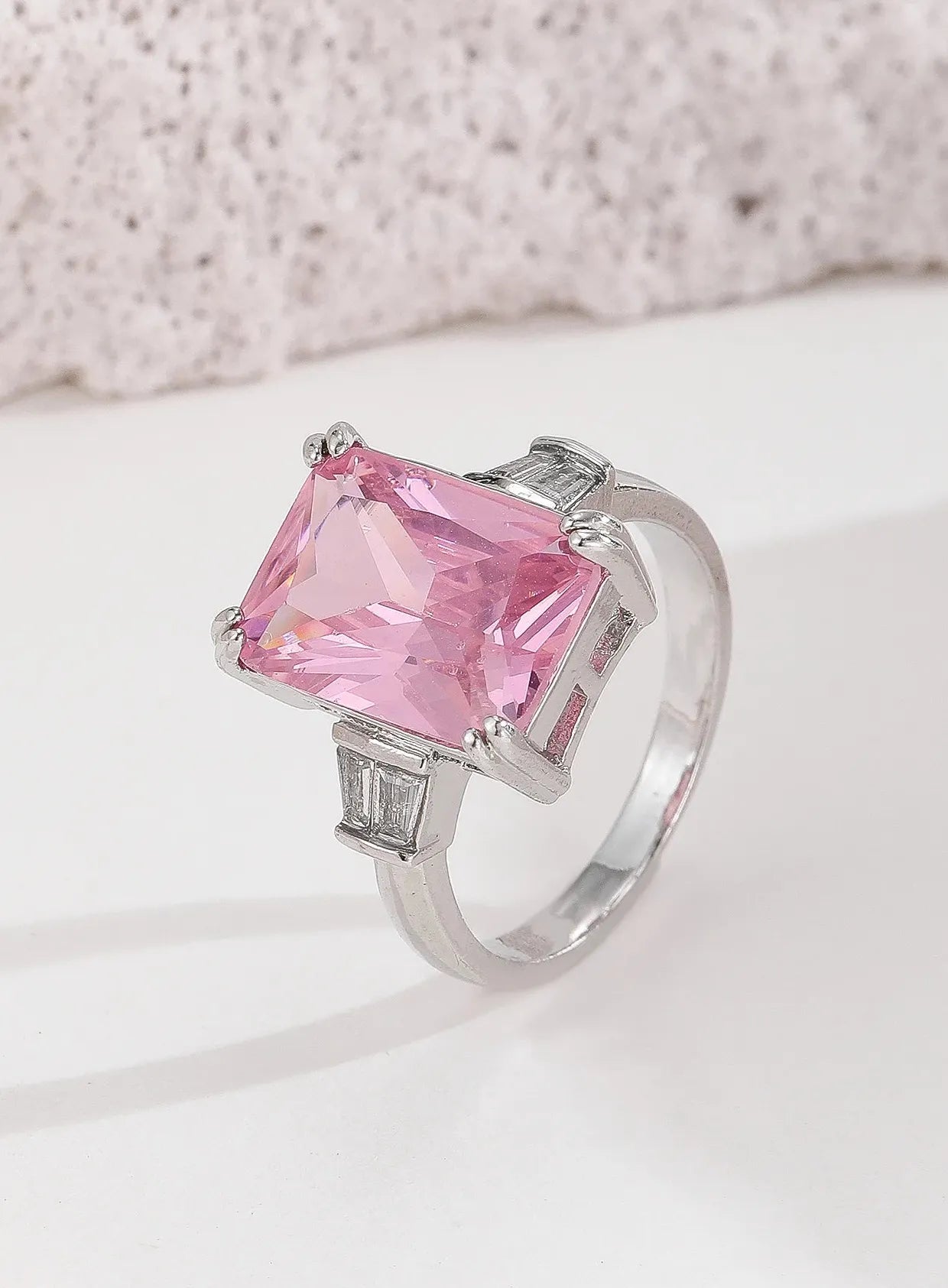 Luxury Solitaire Big Rectangle CZ Women Zinc Alloy Wedding Engagement Ring