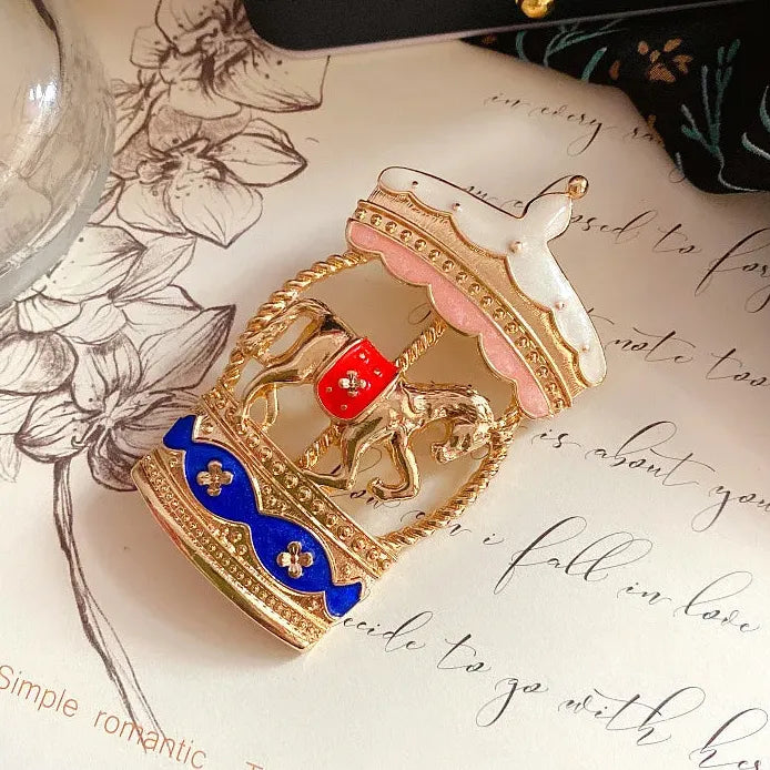 Luxury Classic Carousel Brooch Wedding Gift for Men & Women