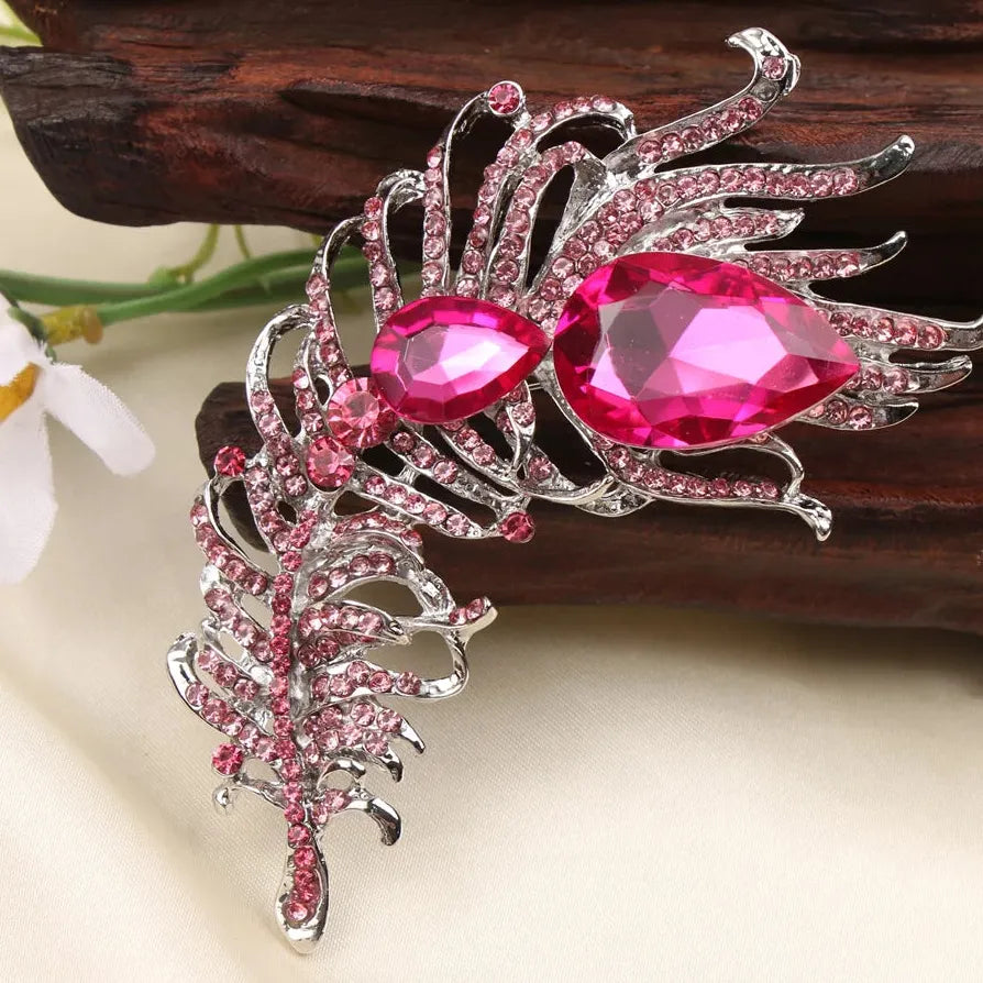Vintage Feather Flower Brooch Elegant Gift for Men & Women