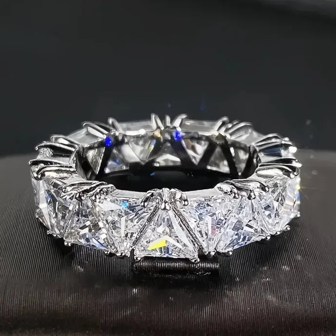 Luxury Triangle Cubic Zirconia Brass Wedding Band Promise Ring for Women