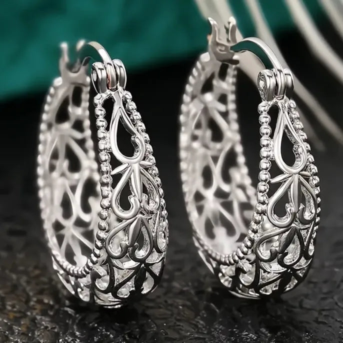 Graceful Hollow-Out Design Metal Hoop Earrings for Women Elegant Anniversary Jewelry Silver Color