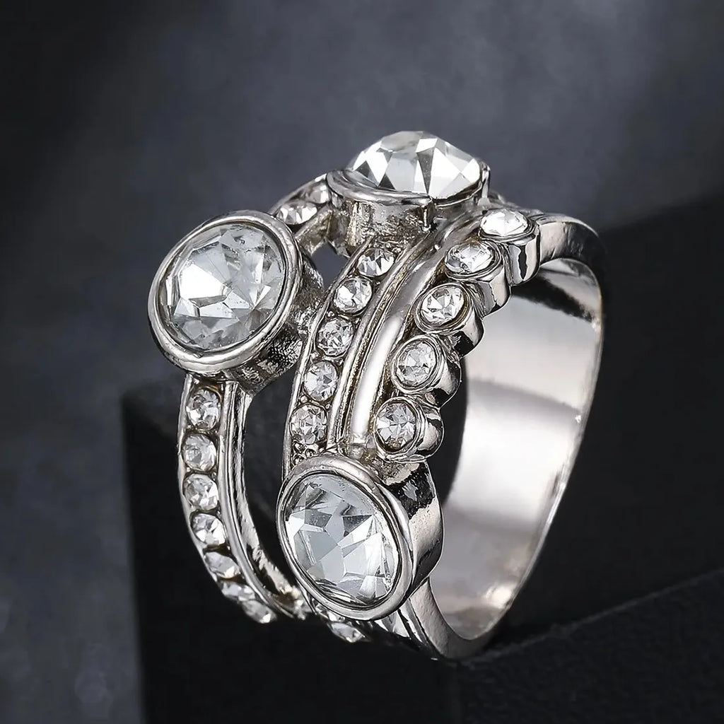 Fashion Creative Boho Zinc Alloy Ring with Gemstone for Women Daily Wear Gift