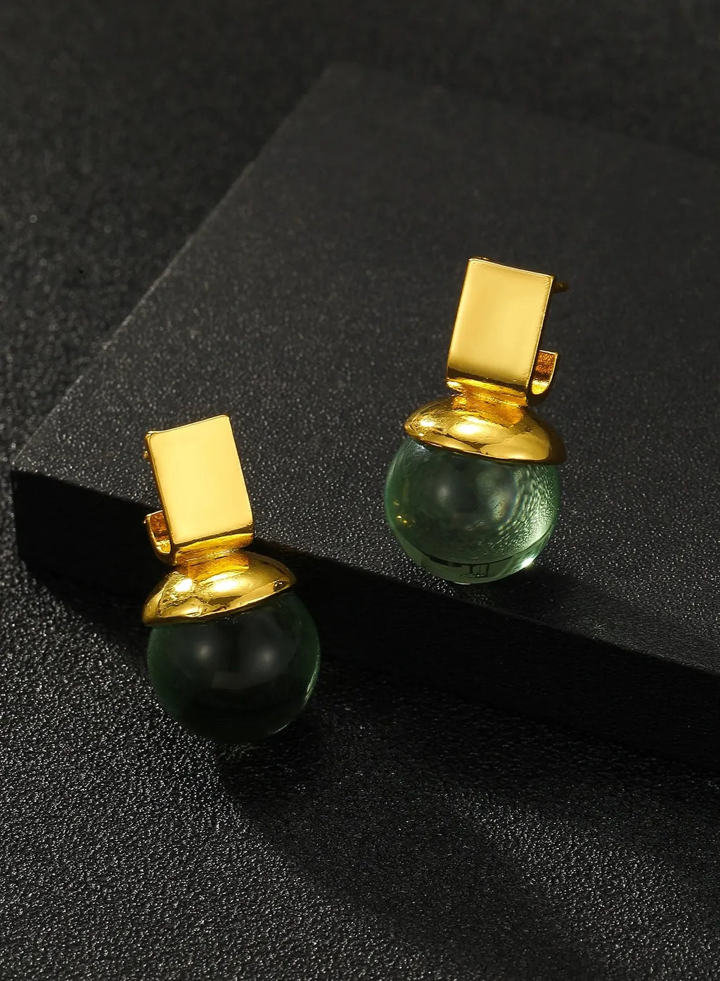 Vintage Green Crystal Round Dangle Earrings Resin Zinc Alloy Boho Jewelry for Women