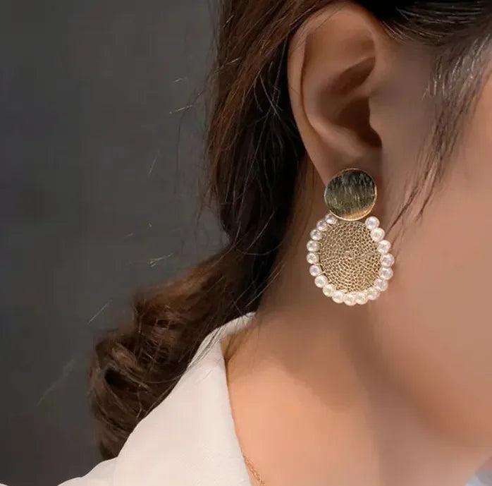 Pendientes de perlas redondas geométricas de cobre diseño personalidad 2021 mujer niña