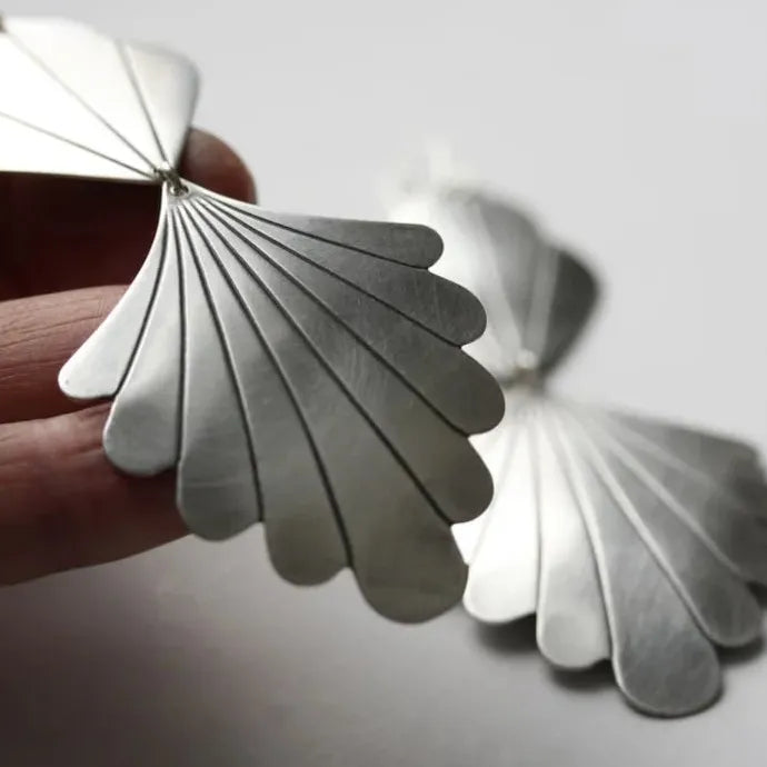 Vintage Zinc Alloy Metal Palm Leaf Drop Earrings for Women Jewelry