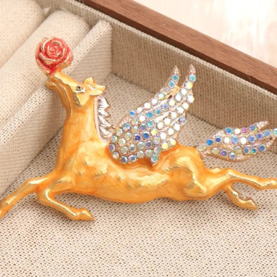 Luxury Vintage Horse Year Warhorse Unicorn Brooch for Men and Women