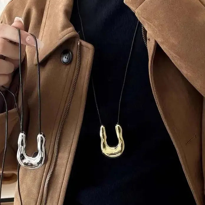 Punk Large High Polish U-Shape Horseshoe Pendant Necklace for Women