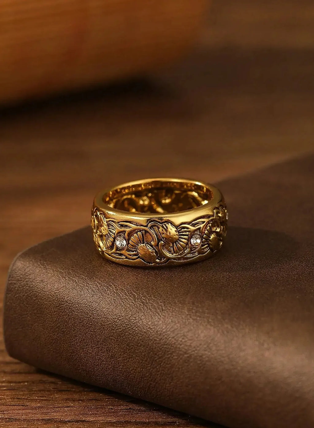 Vintage Zinc Alloy Wedding Ring Micro Paved Cubic Zirconia Female Engagement Jewelry