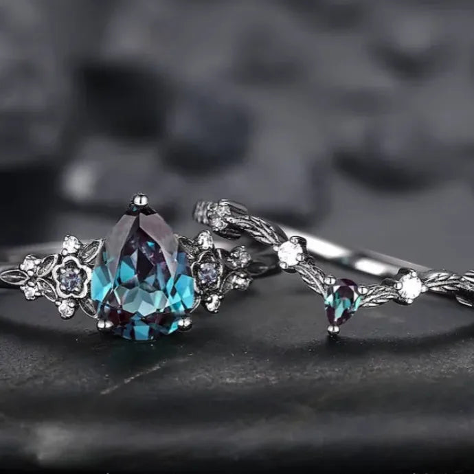 Luxury Gun Black Cubic Zirconia Vine Ring Zinc Alloy Wedding Jewelry for Women