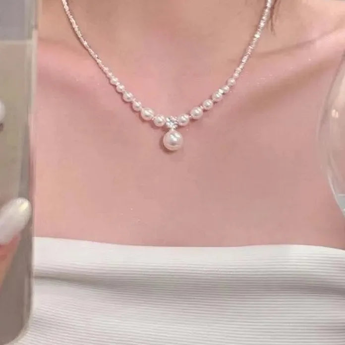 Pearl Droplet Necklace for Women Minimalist Geometric Circle Collarbone Jewelry
