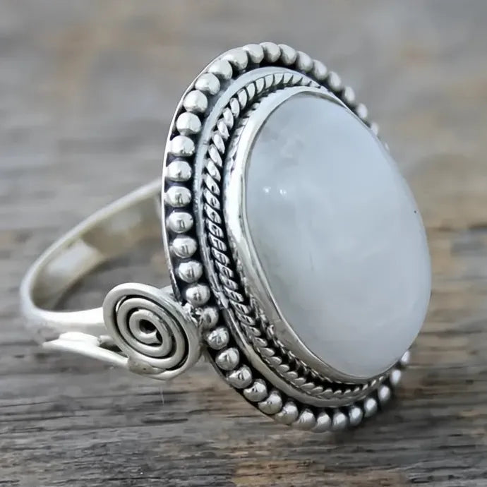 Vintage Oval Simulated Opal Zinc Alloy Rings for Women Party Jewelry