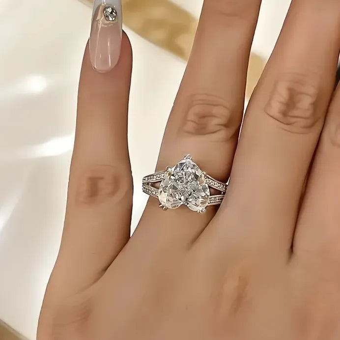 Elegant Heart Cubic Zirconia Wedding Engagement Ring for Women Silver