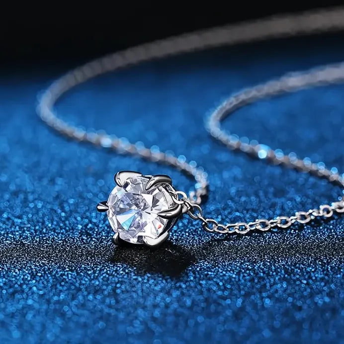 Elegant Minimalist Round Cubic Zirconia Pendant Necklace for Women Wedding