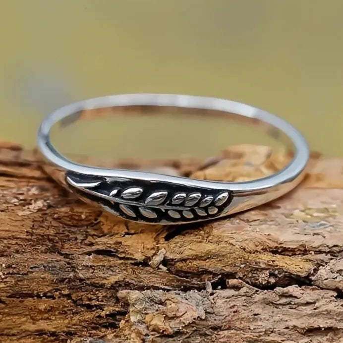 Vintage Geometric Zinc Alloy Ring for Women Elegant Party Jewelry