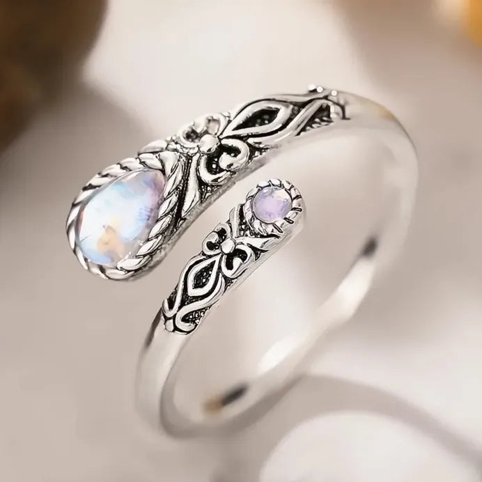 Adjustable Retro Geometric Flower Ring with Pear & Round Imitation Moonstone