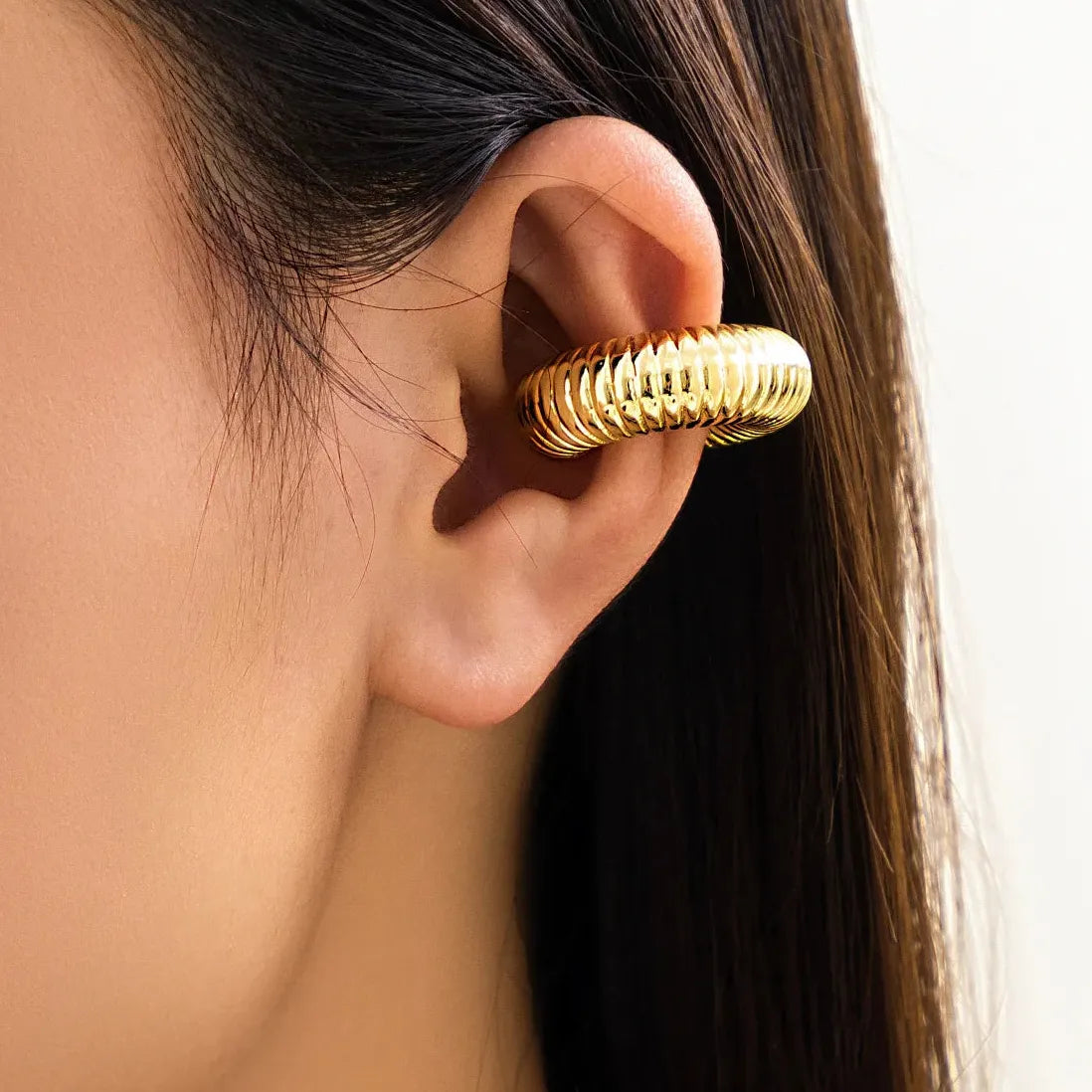 Small Cute Round Clip-On Earrings for Women Mini Fashion Jewelry Gift