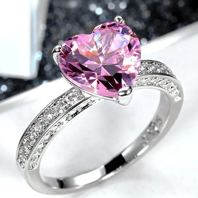 Luxury Zinc Alloy Heart Solitaire Women Engagement Ring Pink CZ Gift