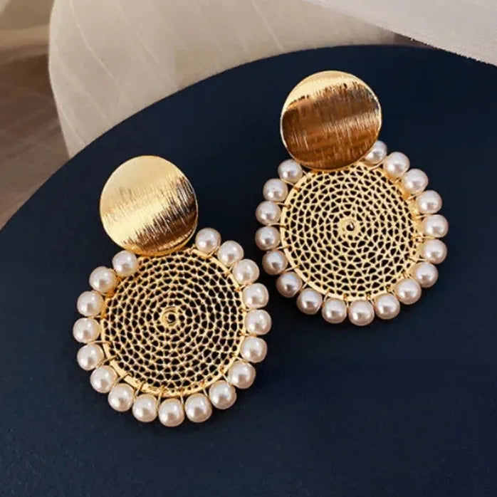 Pendientes de perlas redondas geométricas de cobre diseño personalidad 2021 mujer niña