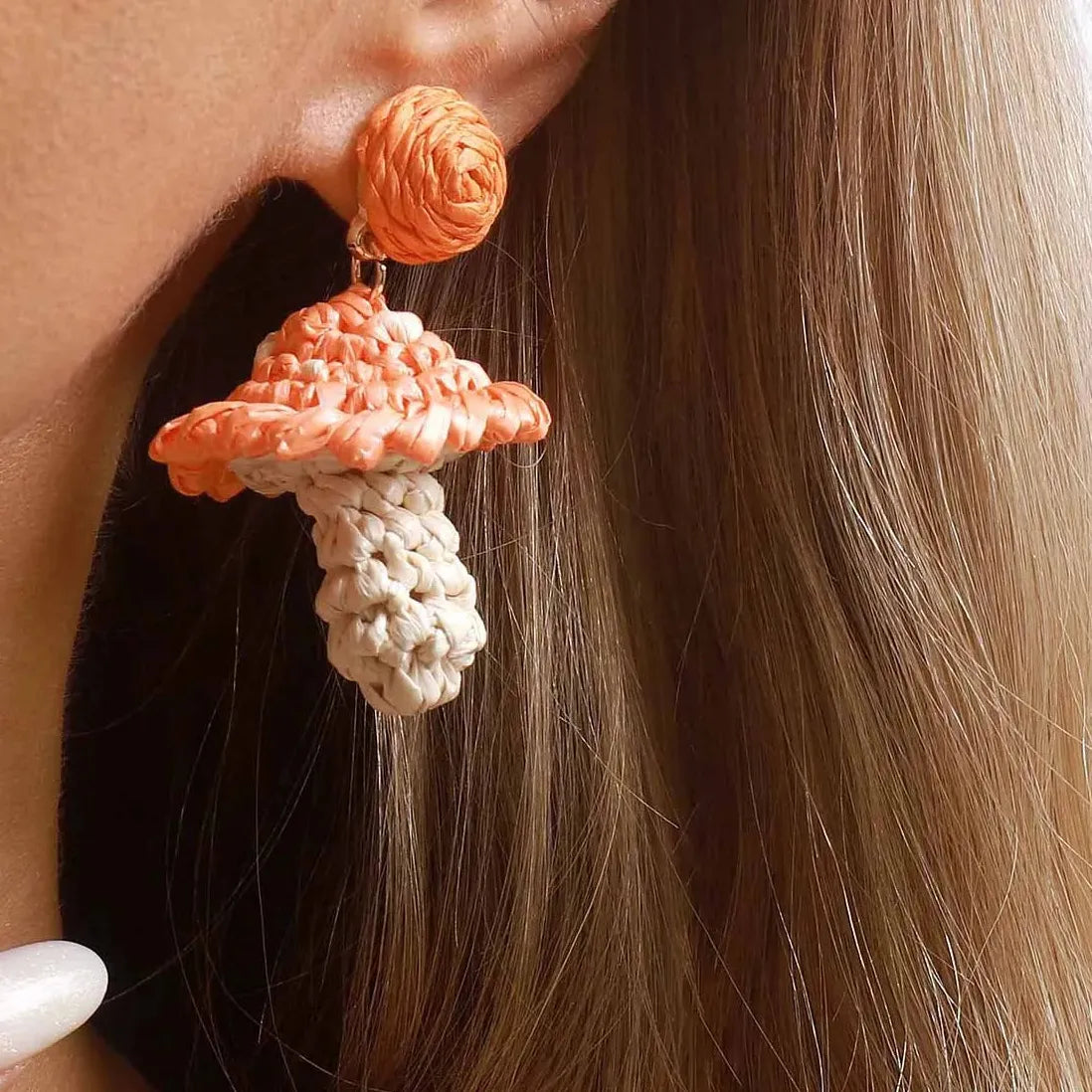 Lafite Grass Woven Mushroom Stud Earrings for Women Bohemian Summer Jewelry