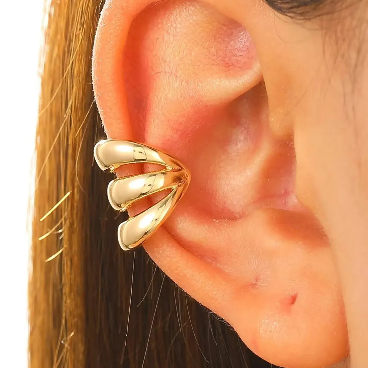 Vintage Asymmetry Round Cartilage Fake Piercing Copper Ear Clips Women Jewelry