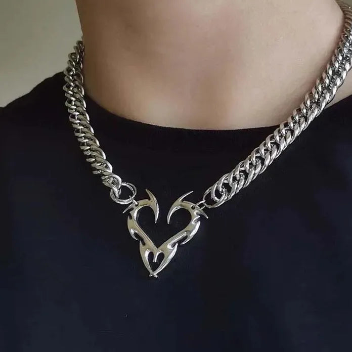 Stainless Steel Thorn Heart Choker Necklace Punk Hip Hop Clavicle Jewelry Chain