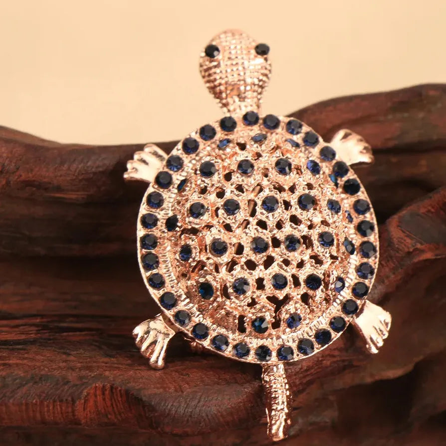 Luxury Turtle Brooch Classic Jewelry Gift for Men & Women