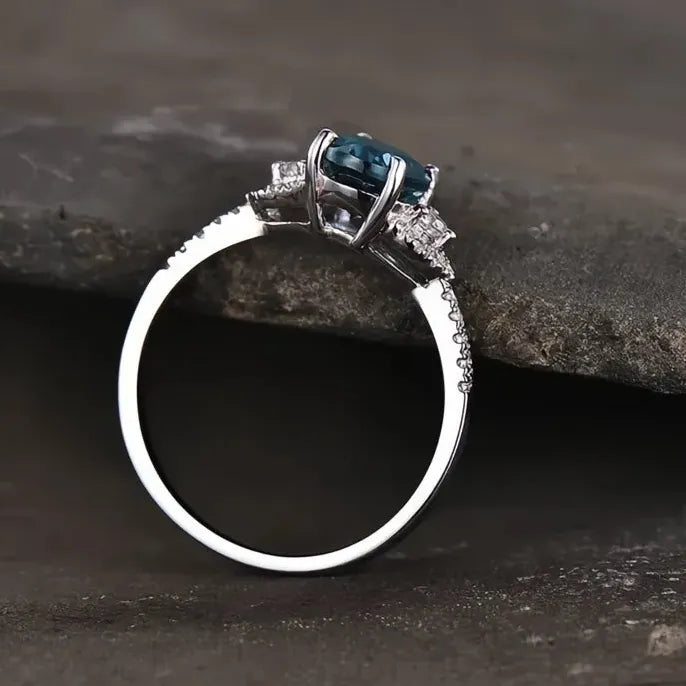 Oval Blue Cubic Zirconia Brass Geometric Wedding Band Ring for Women