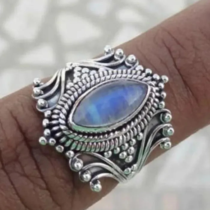 Fashion Horse Eye Ring for Women Resin Zinc Alloy Simple Retro Style