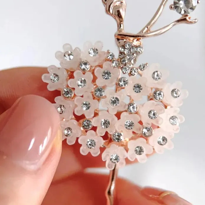 Luxury Ballet Girl Brooch Pin Elegant Gift for Men & Women