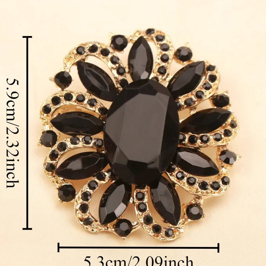 Luxury Openwork Floral Brooch Classic Gift for Men and Women