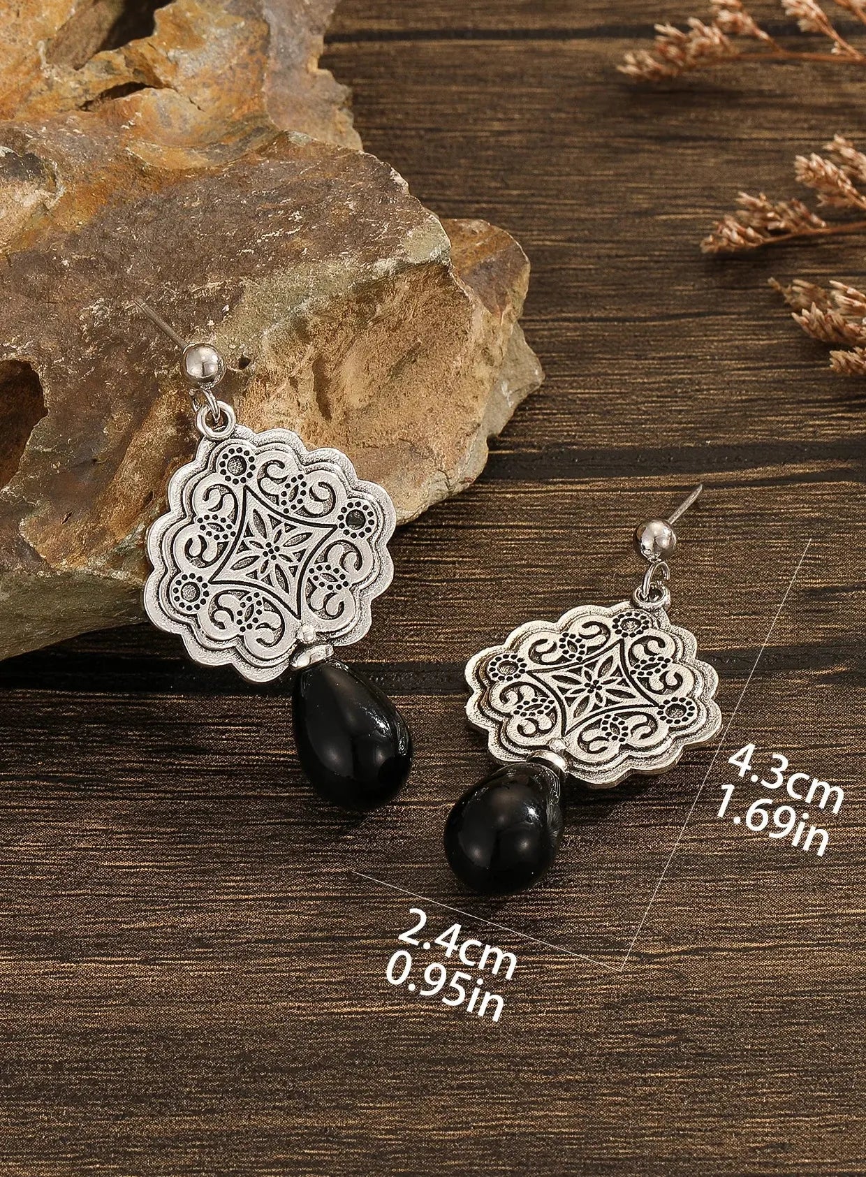 Ethnic Vintage Colorful Round Stone Hoop Hollow Dangle Zinc Alloy Earrings