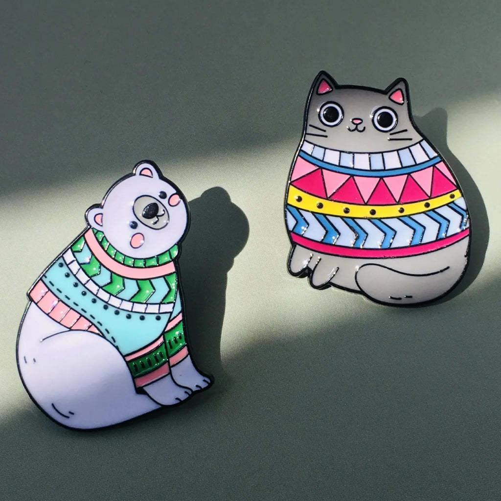 Classic Bear Brooch Animal Design Unisex Jewelry Gift
