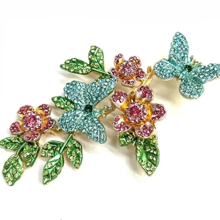 Classic Butterfly Flower Brooch Wedding Gift for Men and Women