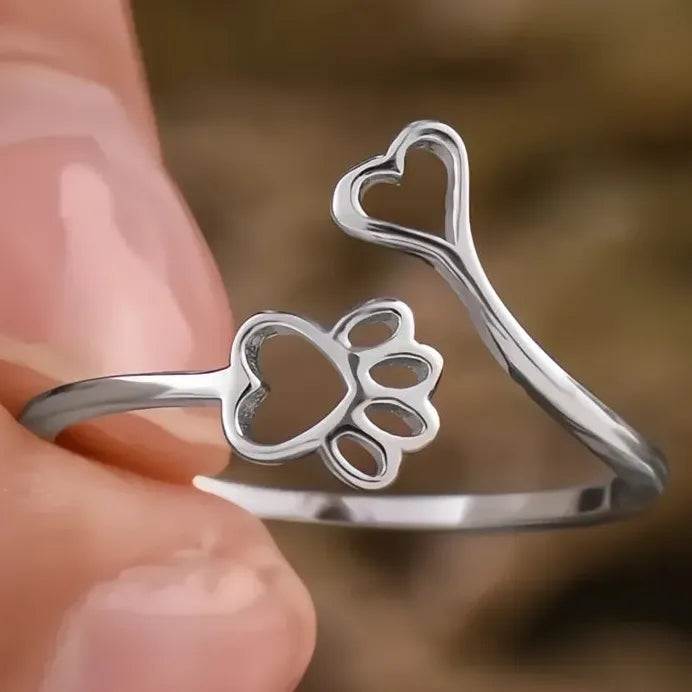 Adjustable Geometric Brass Heart Ring with Animal Footprint Design