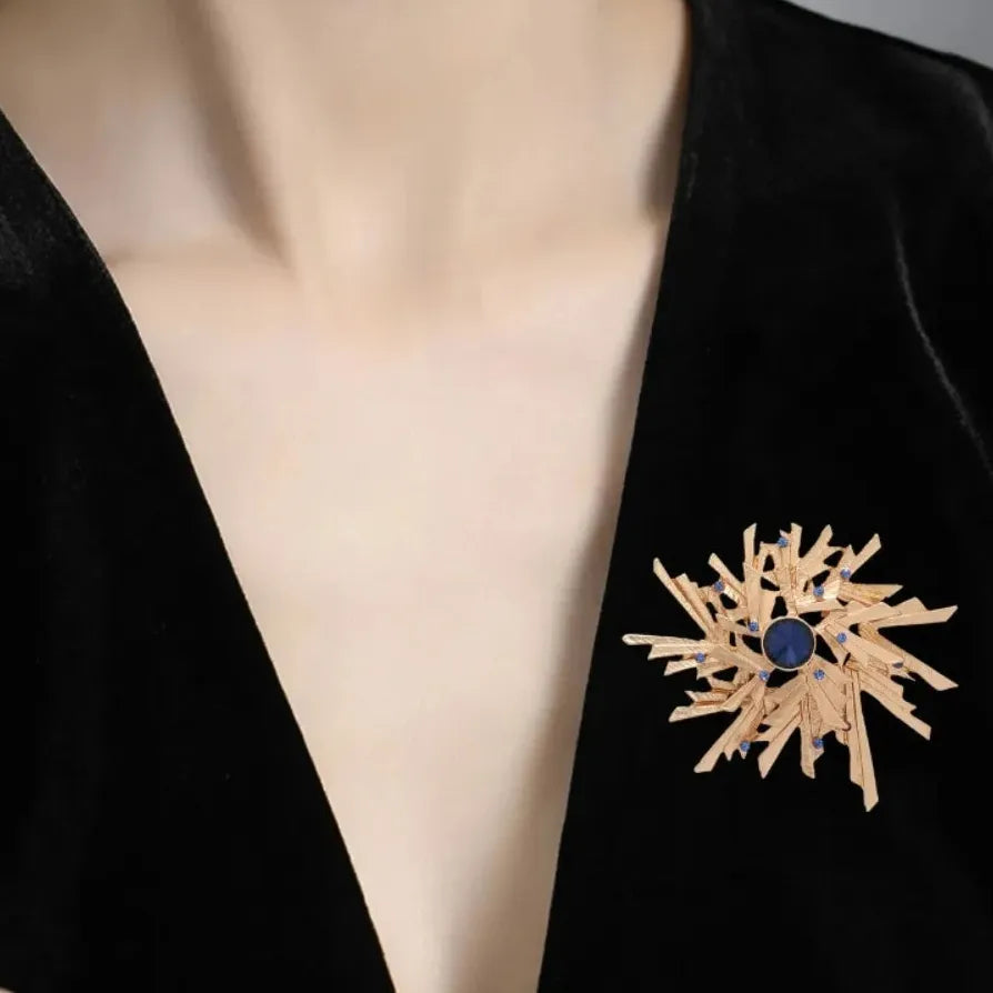 Elegant Mechanical Double Layer Ladies Brooch with Rhinestones Geometric Design
