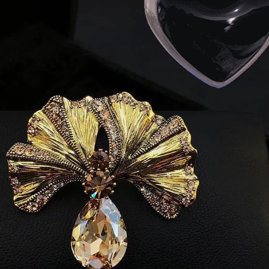 Vintage Floral Ginkgo Biloba Rhinestone Brooch Pin for Women Elegant Style