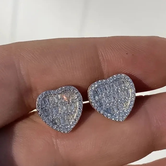 Heart Shaped Women Stud Earrings Silver Tone Cubic Zirconia Gift
