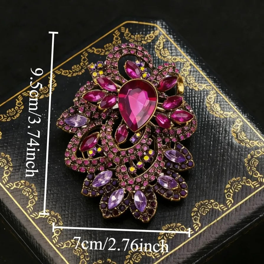 Floral Openwork Classic Brooch Wedding Gift for Women and Men