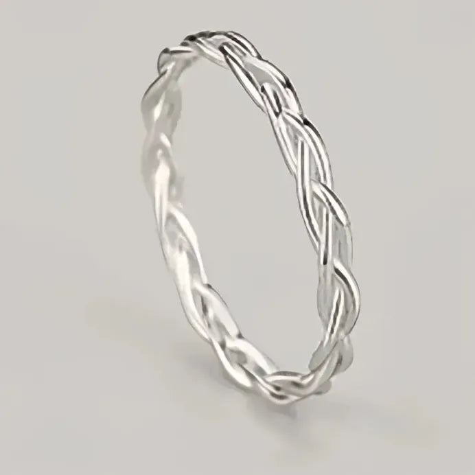 Glossy Brass Geometric Cross Ring for Women Elegant Party Jewelry