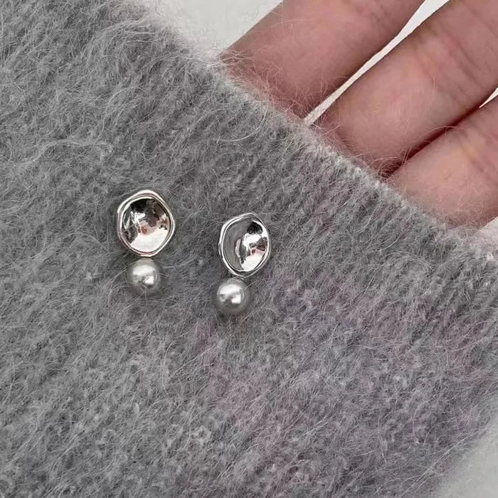 Moon Gray Pearl Stud Earrings Copper Moon Bowknot Jewelry Gift Women