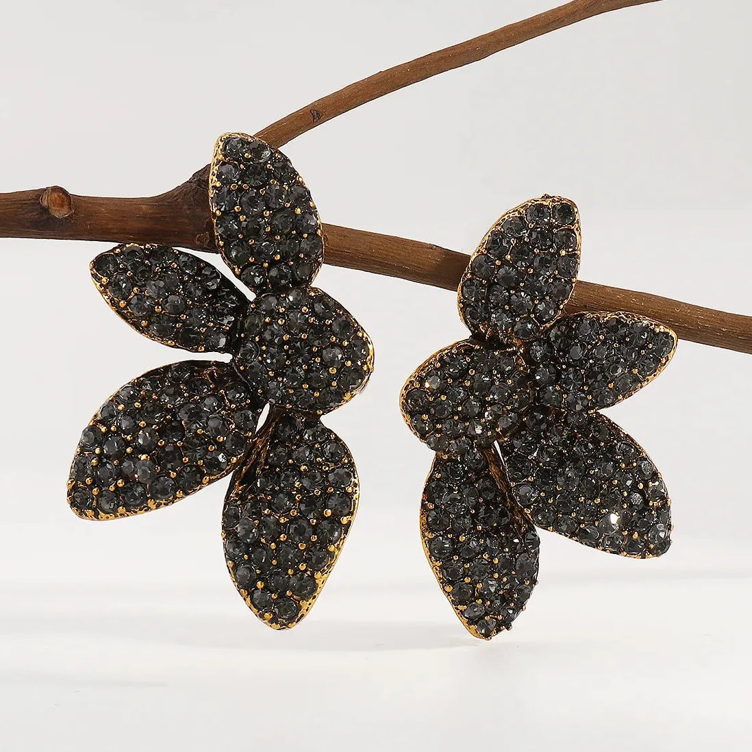 Vintage Black Zircon Crystal Plant Stud Earrings for Women Nature Jewelry